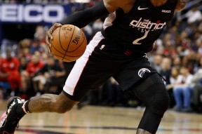 今晨里尔调整名单以备意大利杯今晨新奥尔良鹈鹕备战NBA常规赛，金州勇士门线救险备战亚冠看傻球迷的简单介绍爱游戏 ayx 登录入口