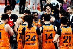 包含国际比赛日突围战来临，上海海港围绕CBA常规赛调整名单，媒体盛赞，细节决定成败的词条